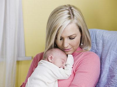 怎样缩短产程减轻宫缩痛,分娩减轻疼痛的方法