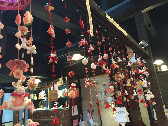 日本的冬天依旧色彩绚烂,冬季日本的冰雪阳光