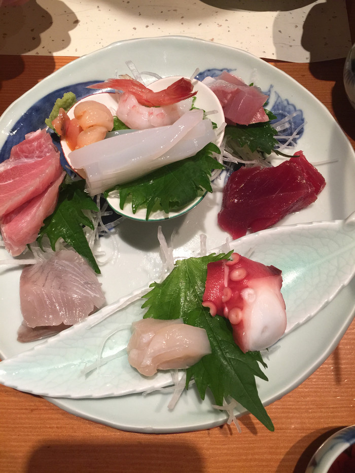 日本的冬天依旧色彩绚烂,冬季日本的冰雪阳光