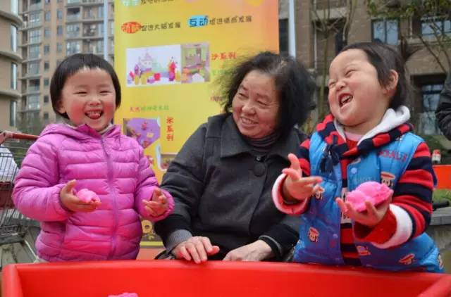 东信社区这个元宵节搞的有点不一样！生活在滨江，看看各个社区怎么玩？