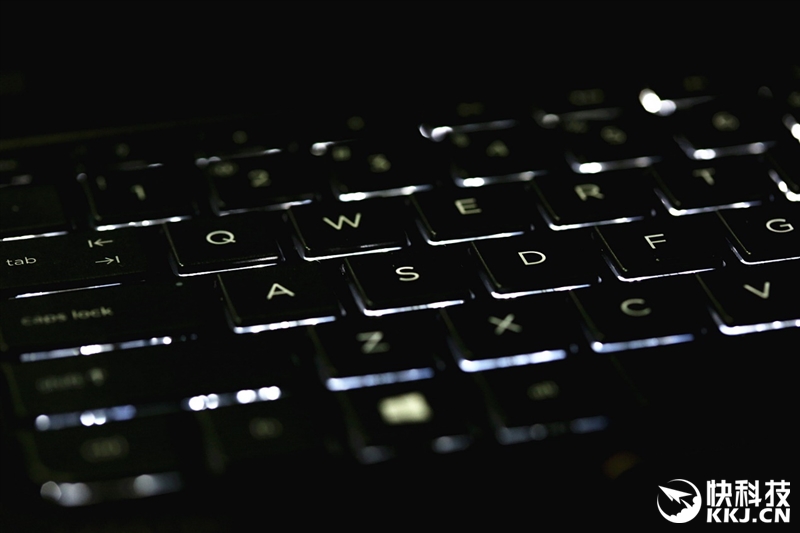 惠普全能本测评,惠普变形本优缺点