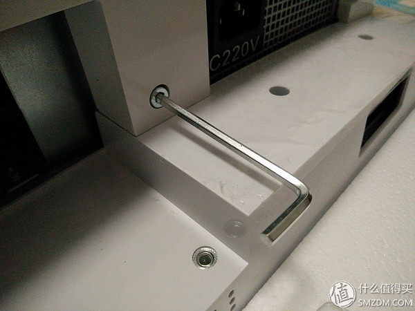 主打网咖市场和外观*党**---HKCX320（轻度测评）