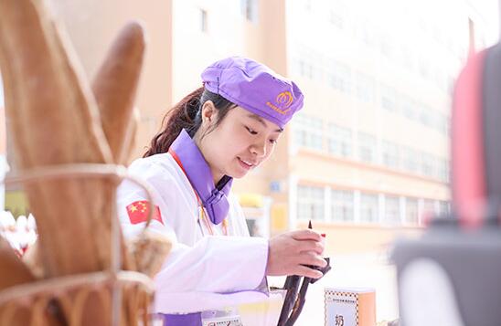 成都学西点最好的地方,成都新东方西点培训课程表