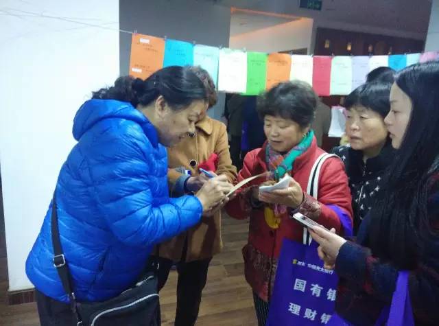 东信社区这个元宵节搞的有点不一样！生活在滨江，看看各个社区怎么玩？