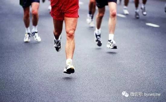 健身半月板疼怎么回事,健身房爬坡会造成半月板损伤吗