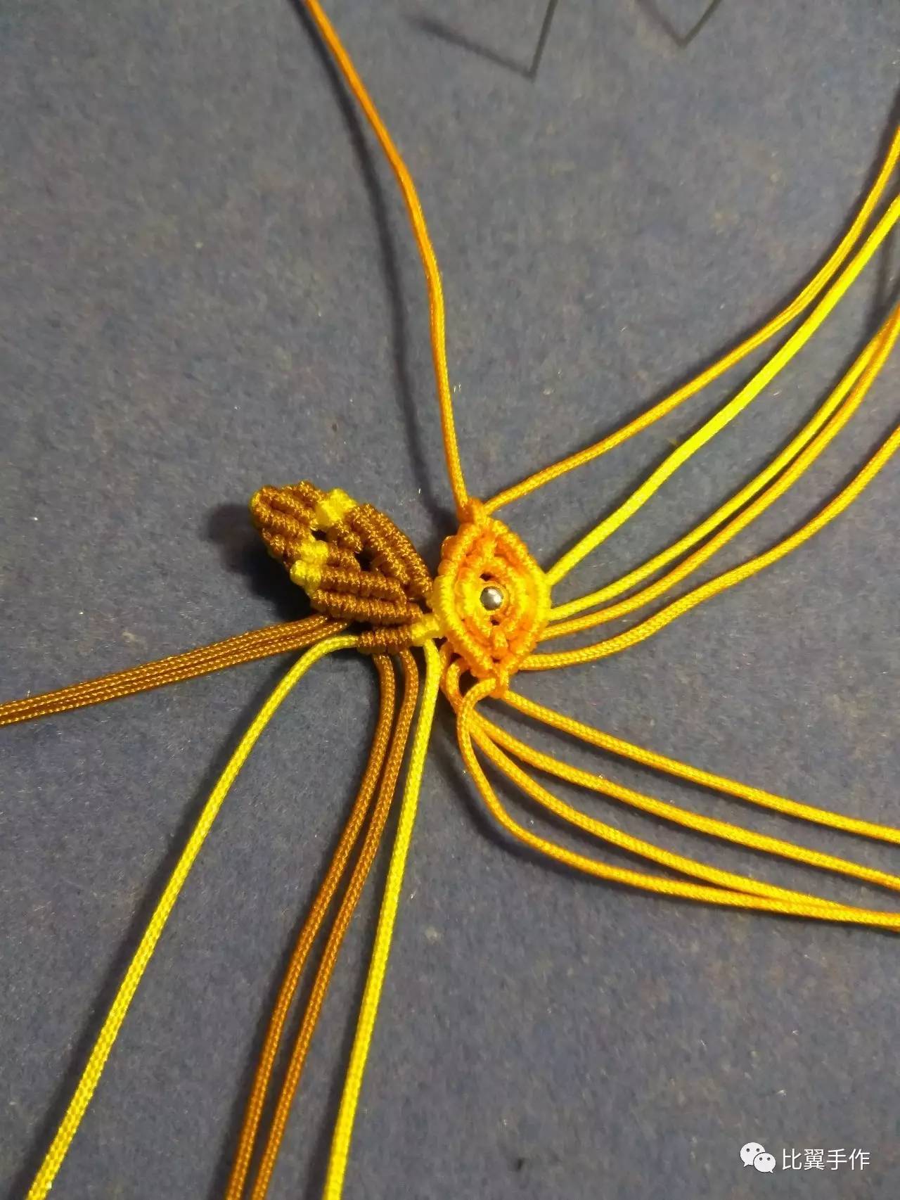 蝴蝶的各种编法教程,比翼双飞编织教程简单又漂亮