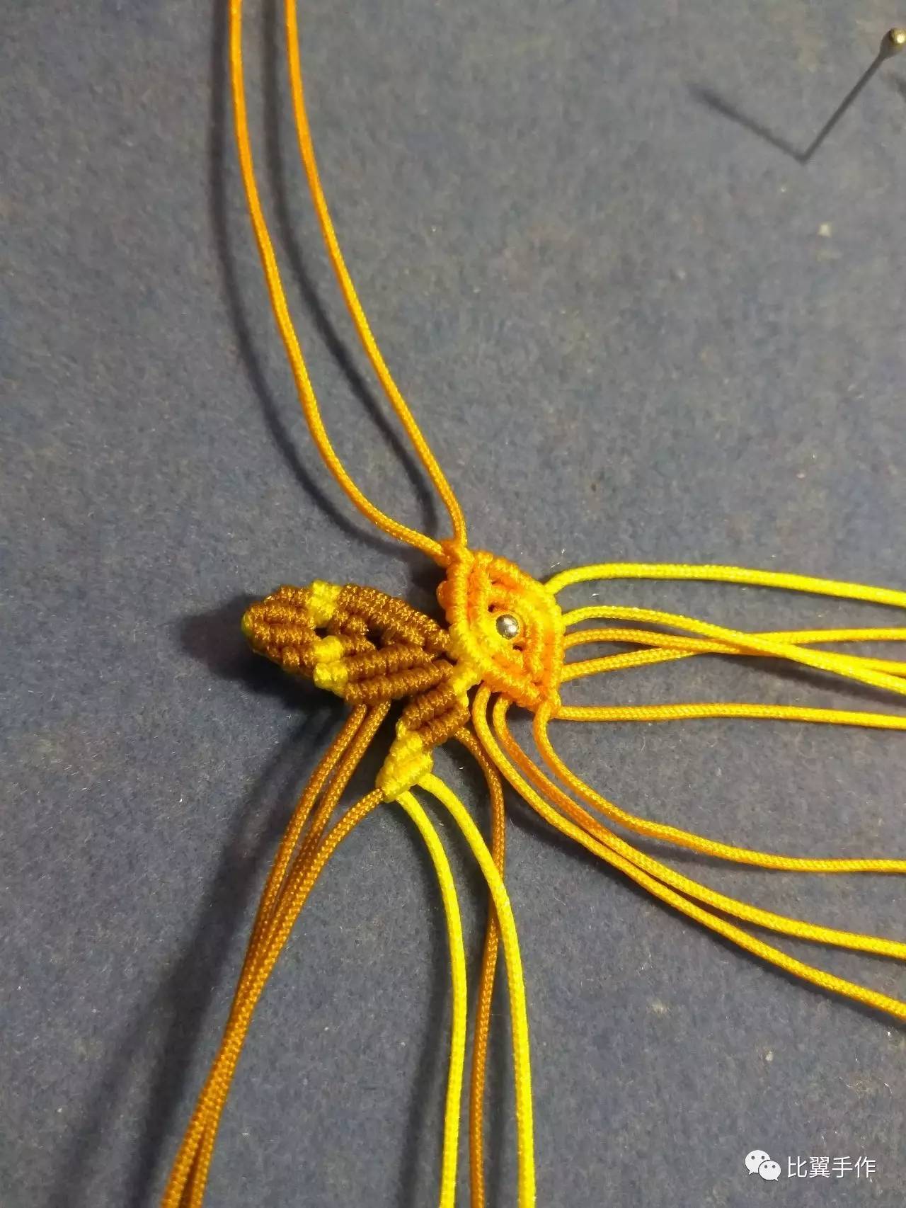 蝴蝶的各种编法教程,比翼双飞编织教程简单又漂亮