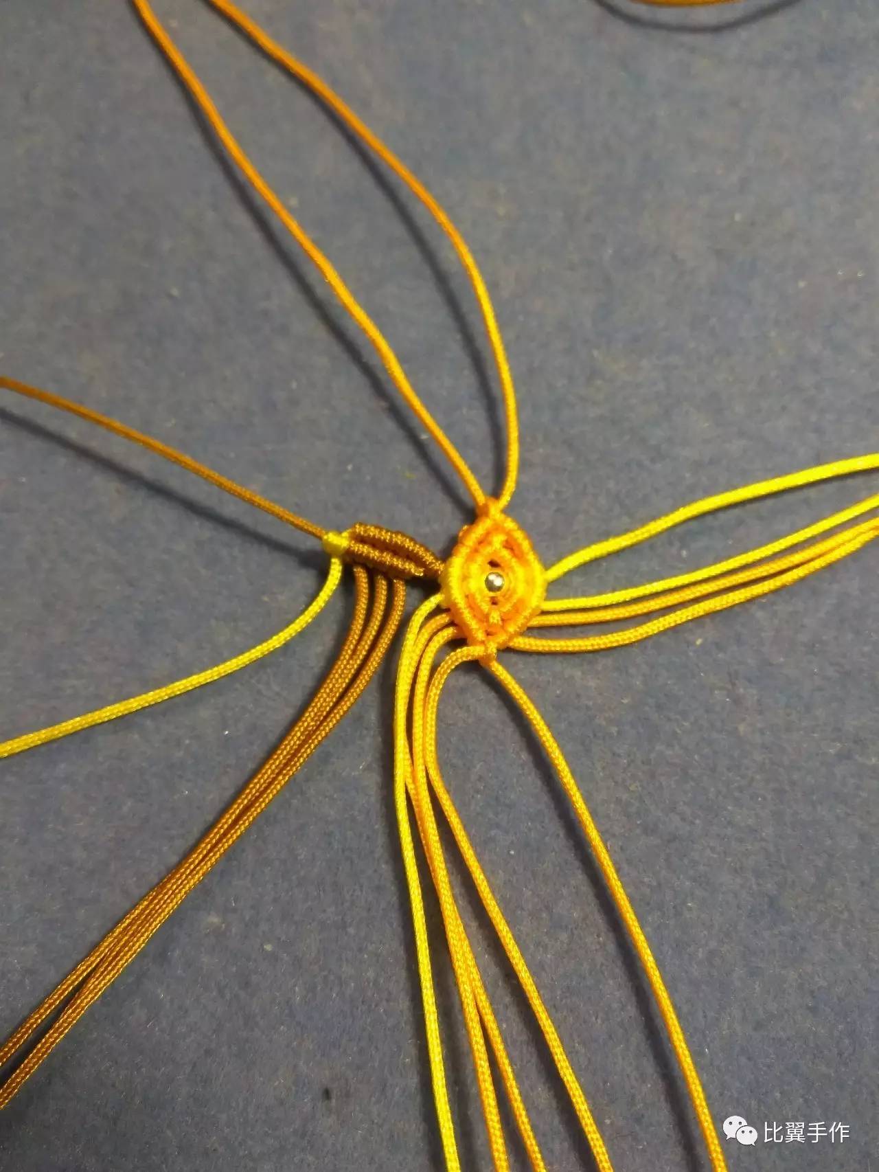 蝴蝶的各种编法教程,比翼双飞编织教程简单又漂亮