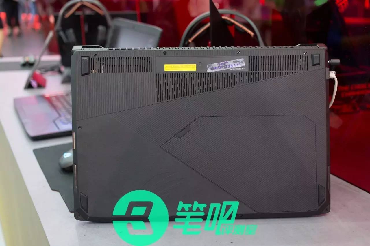 华硕新品快闪燃爆computex2019,华硕最新computex
