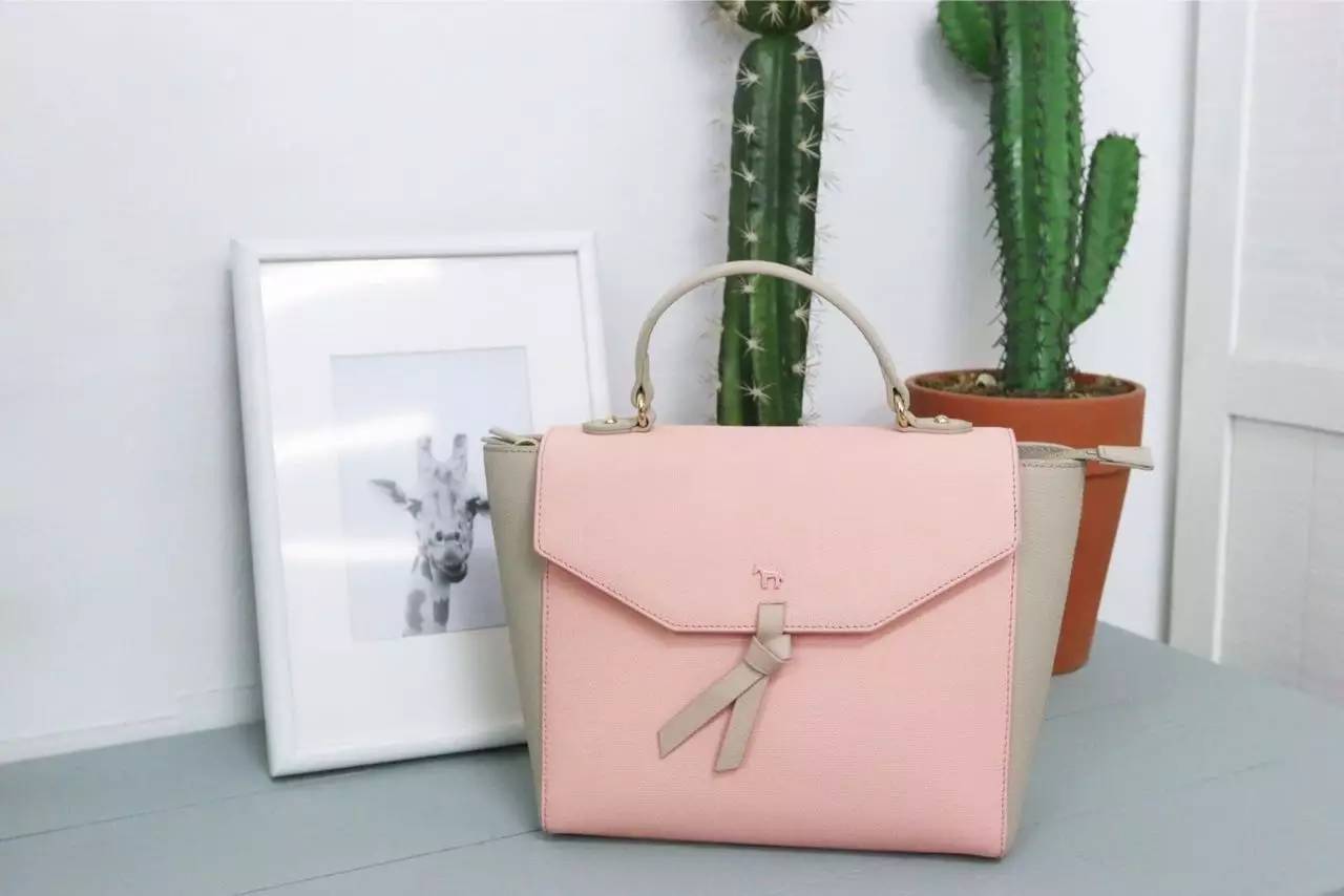 鏈翠俊鎯犻噾瑁曡礊,閲戣璐炴柊鍓ф垜鐨勬伓榄旂┛鎼埍椹粫