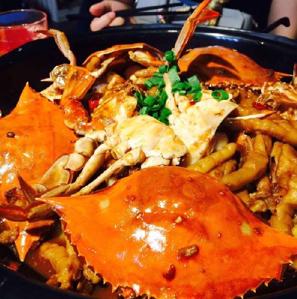 What？！4斤螃蟹里1斤皮筋？！其实咱青岛这6家“正经”蟹店值得一去！