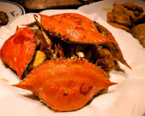What？！4斤螃蟹里1斤皮筋？！其实咱青岛这6家“正经”蟹店值得一去！