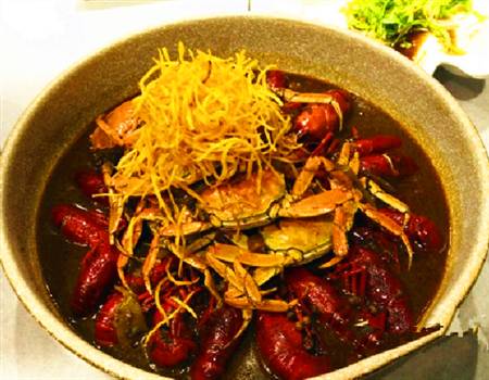 What？！4斤螃蟹里1斤皮筋？！其实咱青岛这6家“正经”蟹店值得一去！