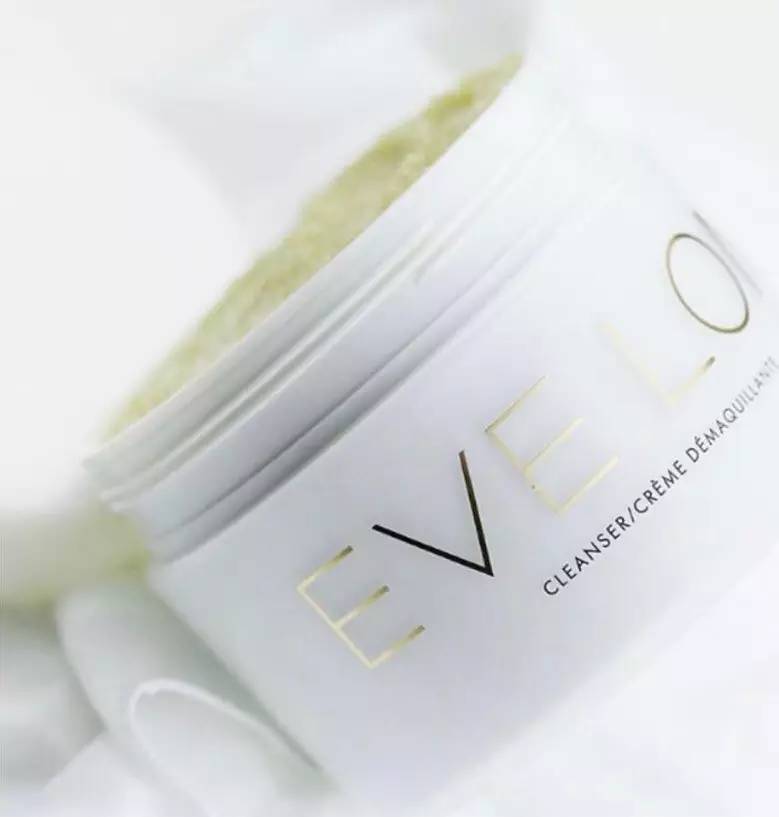 旅行化妆包的必备好物,适合旅行用的化妆包