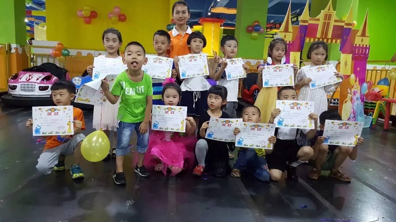 适合5个幼儿演的英文童话剧,英语童话剧表演小红帽