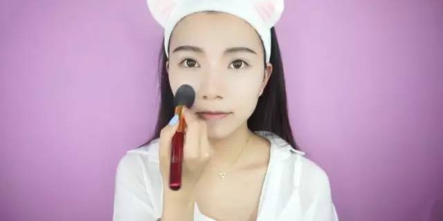 混迹职场江湖,哪能不妆一妆