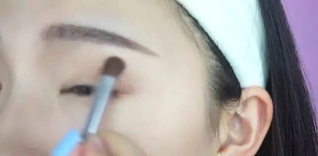 混迹职场江湖,哪能不妆一妆