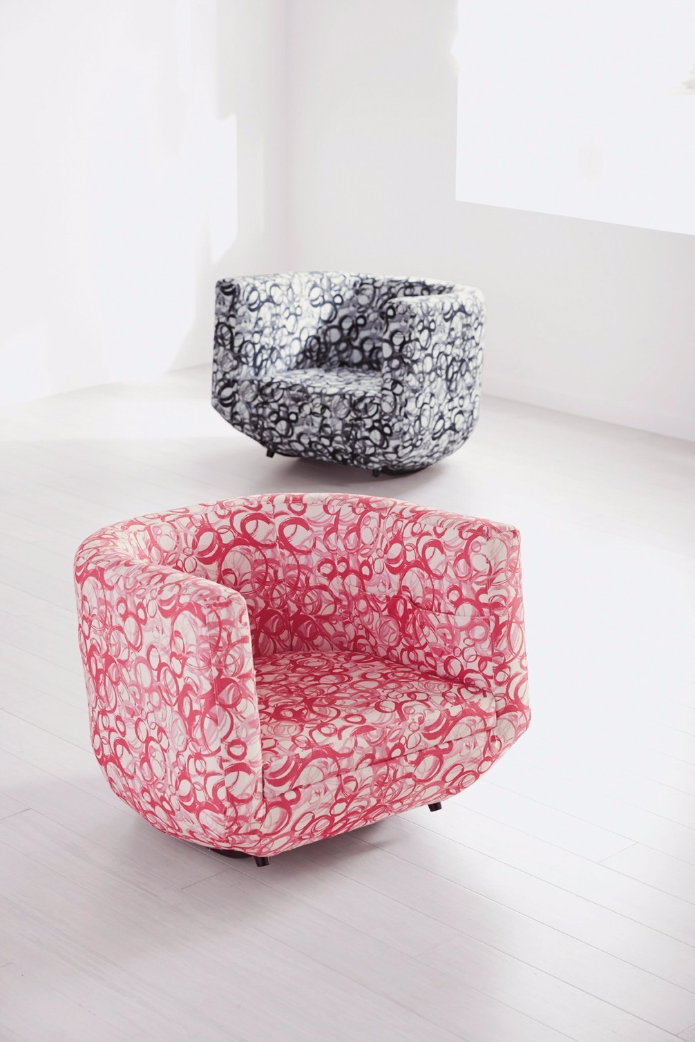 趣味｜我在一间有1000只米奇的房间里待了一小时