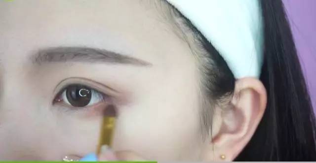 混迹职场江湖,哪能不妆一妆