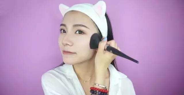 混迹职场江湖,哪能不妆一妆