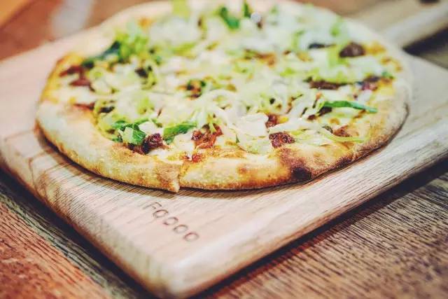 吃饭这么私人的事,吃饭是很私人的事