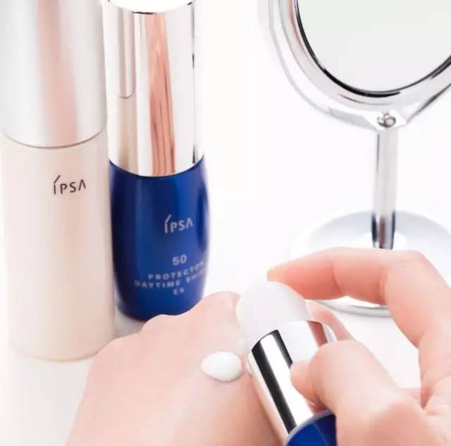 旅行化妆包的必备好物,适合旅行用的化妆包