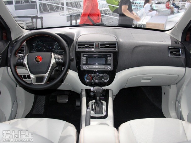 16年东风景逸xv尺寸,东风风行景逸xv报价及图片