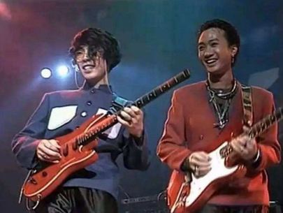 beyond黄家驹死前最后一场演唱会,beyond黄家驹1993葬礼全程记录