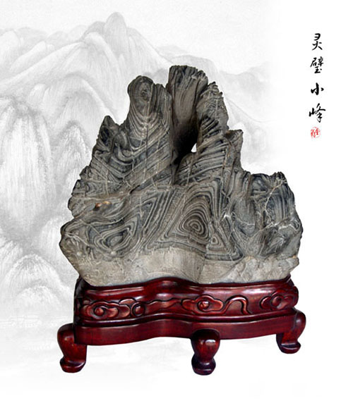 此石几十年来价格一直很高,要个带洞或象形更是高的要命