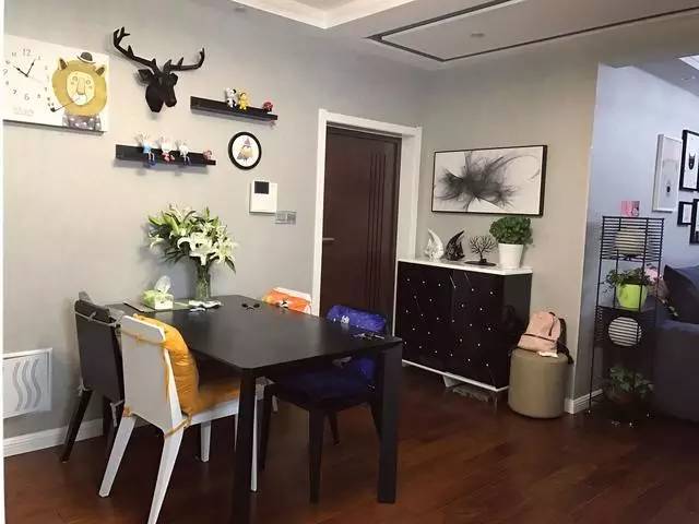 装修时地板颜色,装修后地板颜色变浅