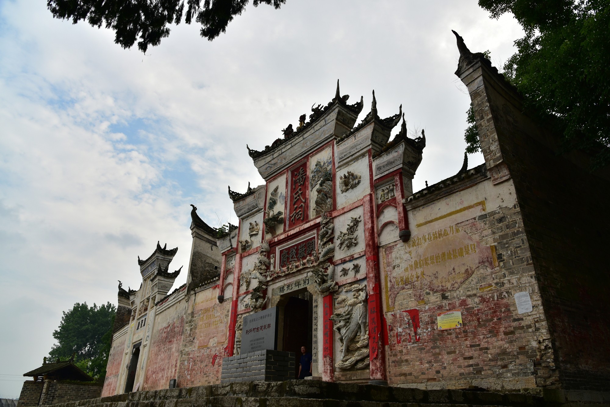 湖南吉首的风景,湖南最美的地方是不是张家界