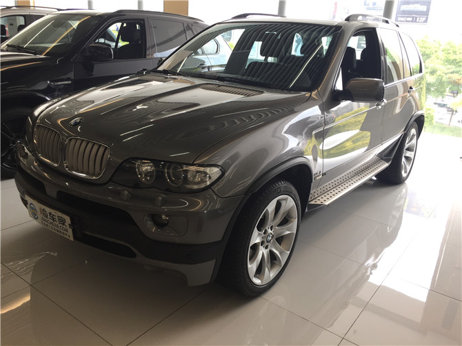 11万钱x5能买吗,10款宝马x5和11款宝马x5区别