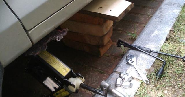 长安逸动手动换变速箱油视频教程,雪佛兰爱唯欧手动变速箱油怎么换