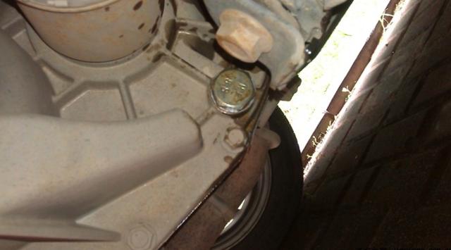 长安逸动手动换变速箱油视频教程,雪佛兰爱唯欧手动变速箱油怎么换