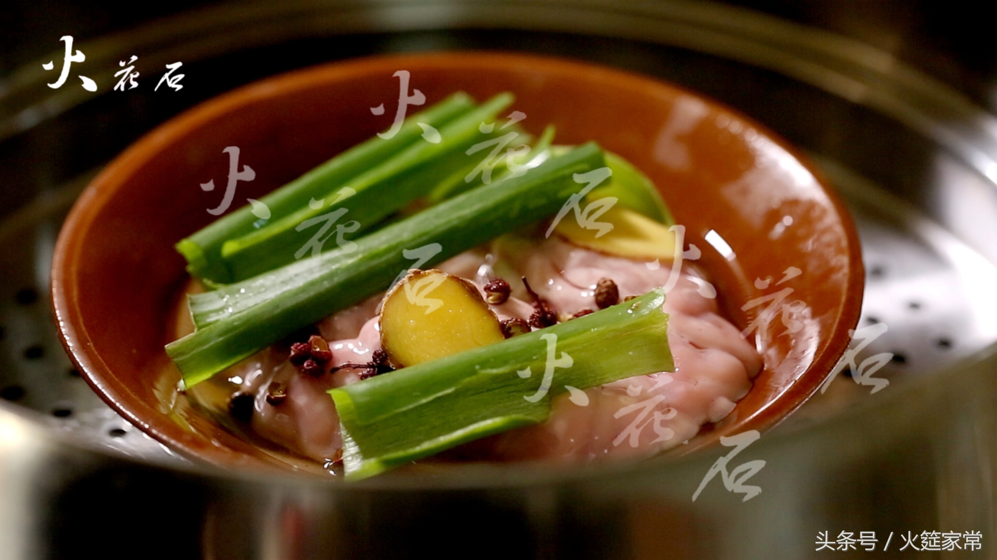 猪的脑花是如何加工而成的,只有四川人才能吃到的美食