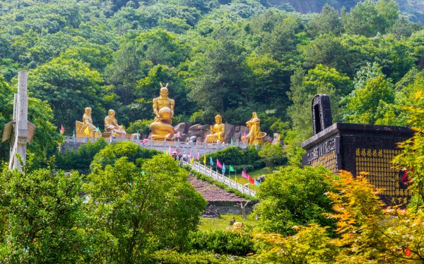 芜湖马仁奇峰玻璃栈道多高,芜湖马仁峰玻璃栈道