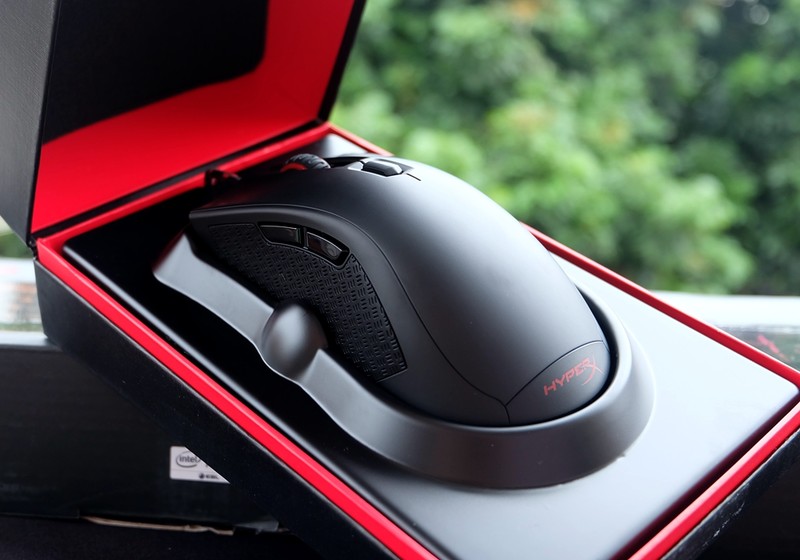 实力战将HyperXPulsefireFPS鼠标体验