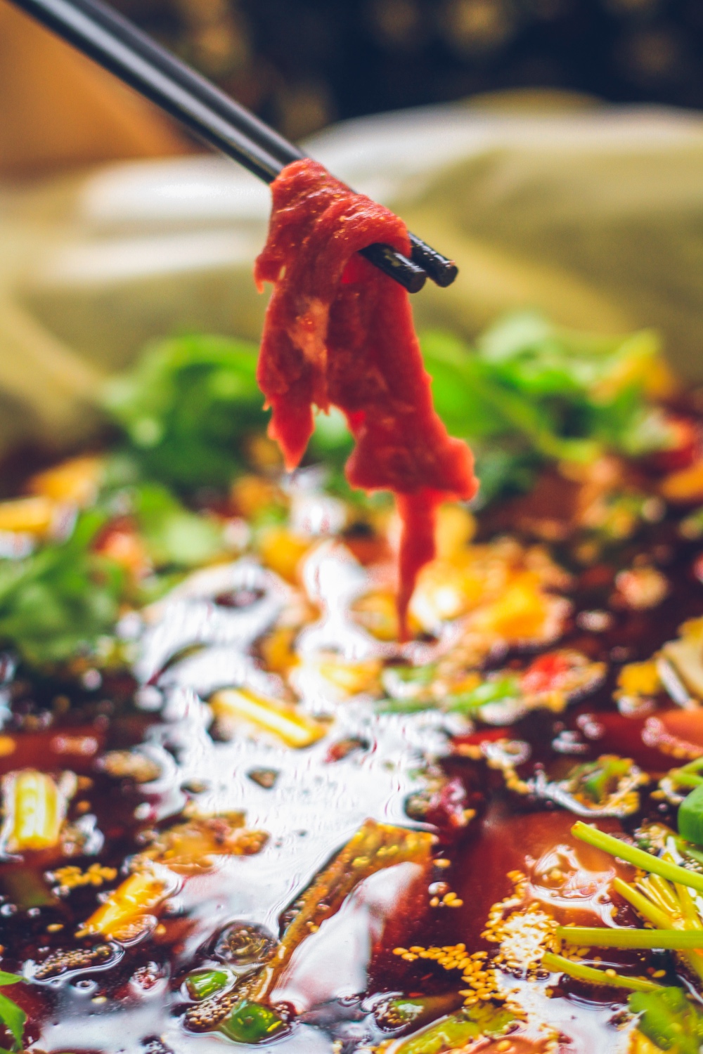 都江堰吃纸包宴,一纸馋纸包鱼凯里店