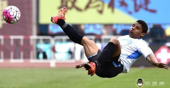 欠薪离队？一去不复返！“足球城”德比战前，超越外援疑似失联！