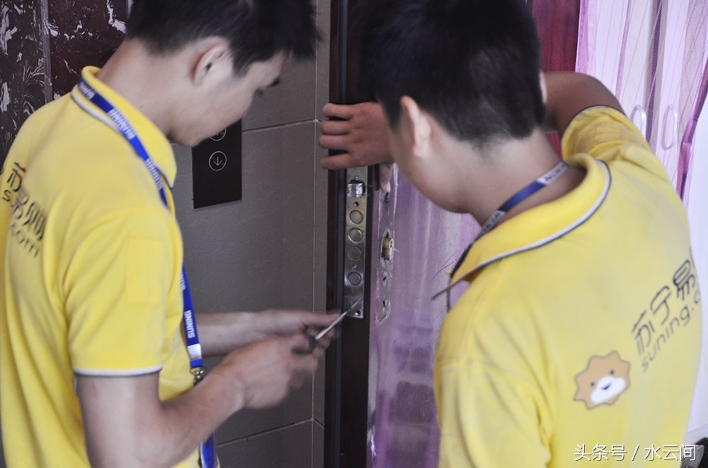 解锁智能门锁,中兴智能门锁安全锁怎么用