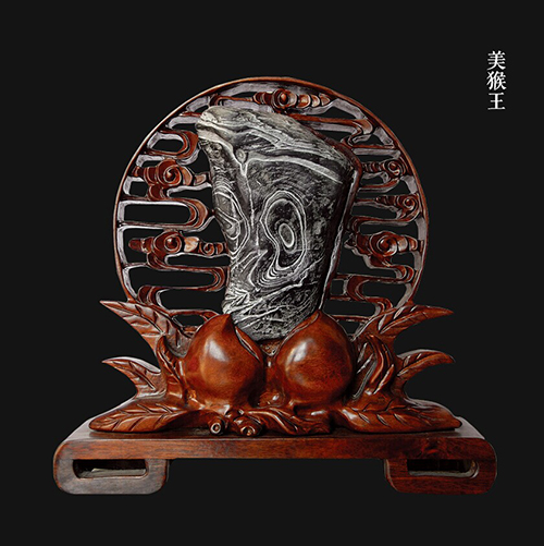 此石几十年来价格一直很高,要个带洞或象形更是高的要命