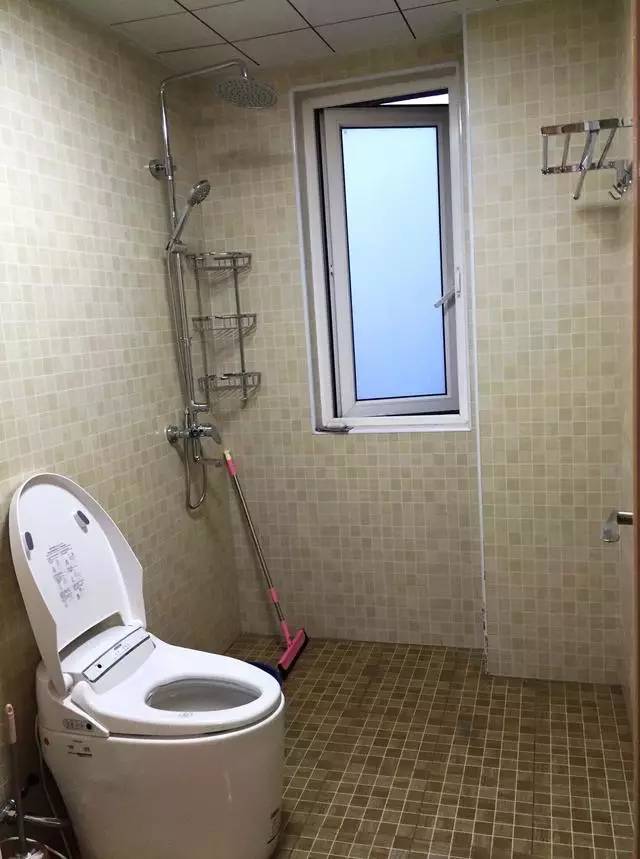 装修时地板颜色,装修后地板颜色变浅