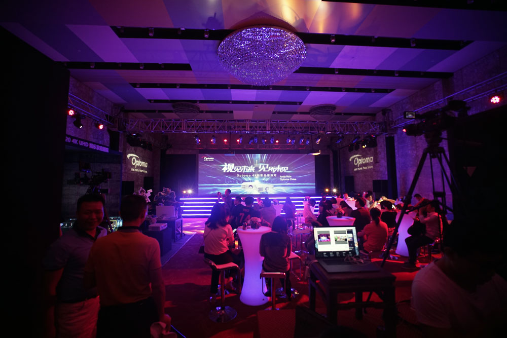 奥图码和爱普生4k投影仪哪个好,奥图码全高清家用投影机评测