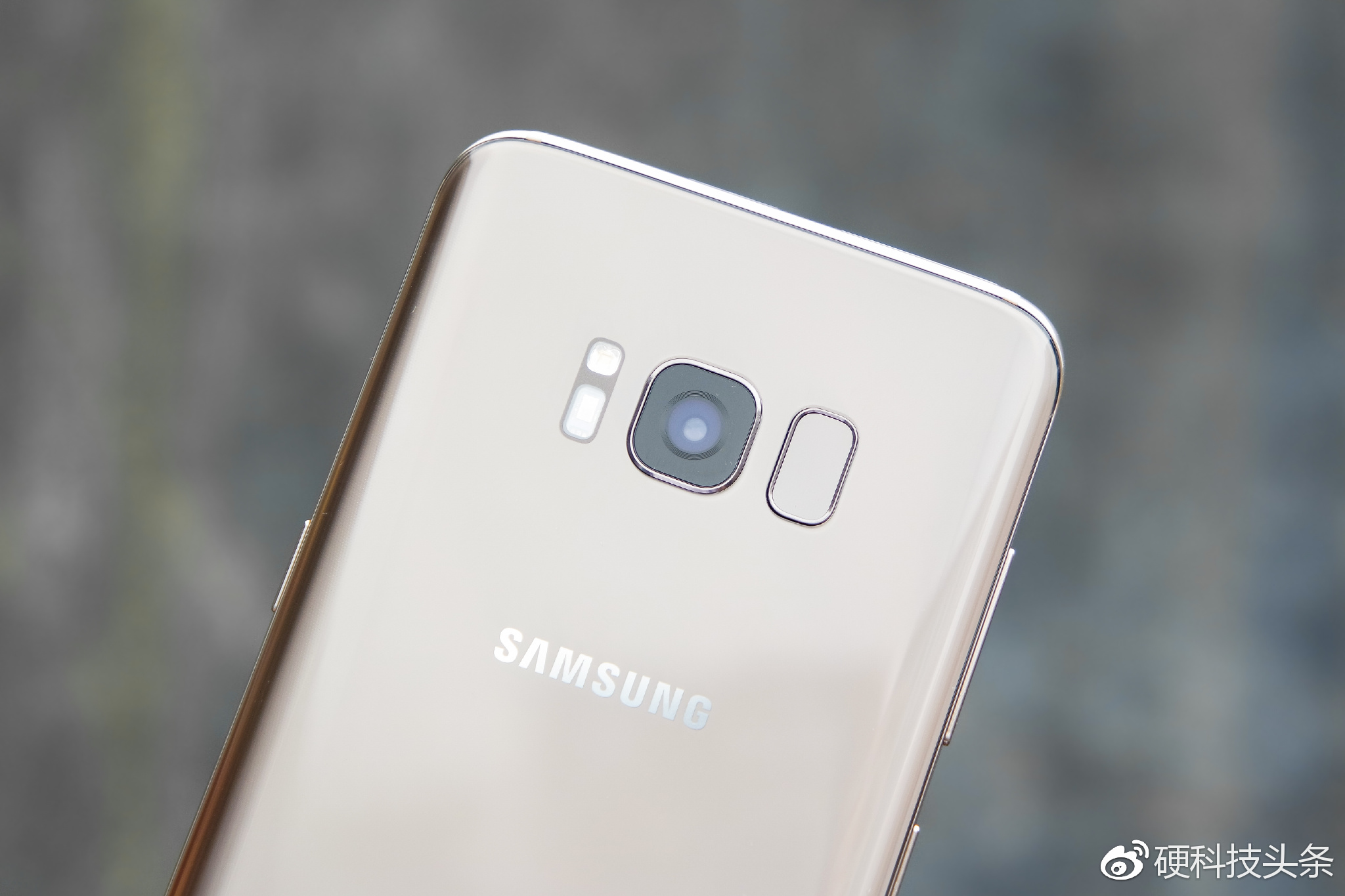 安卓阵营vs苹果阵营,盖乐世s跟三星s7对比