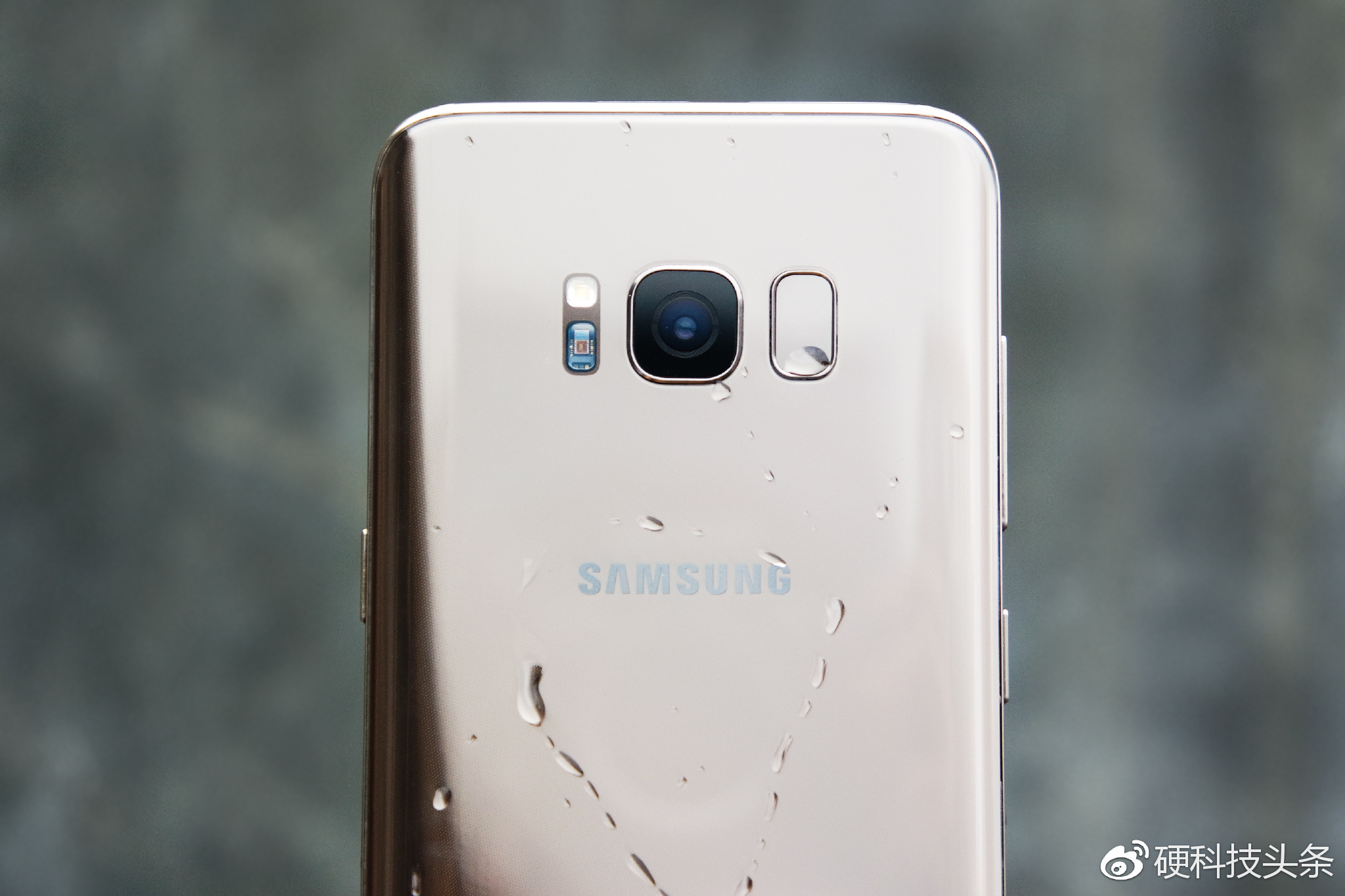 安卓阵营vs苹果阵营,盖乐世s跟三星s7对比