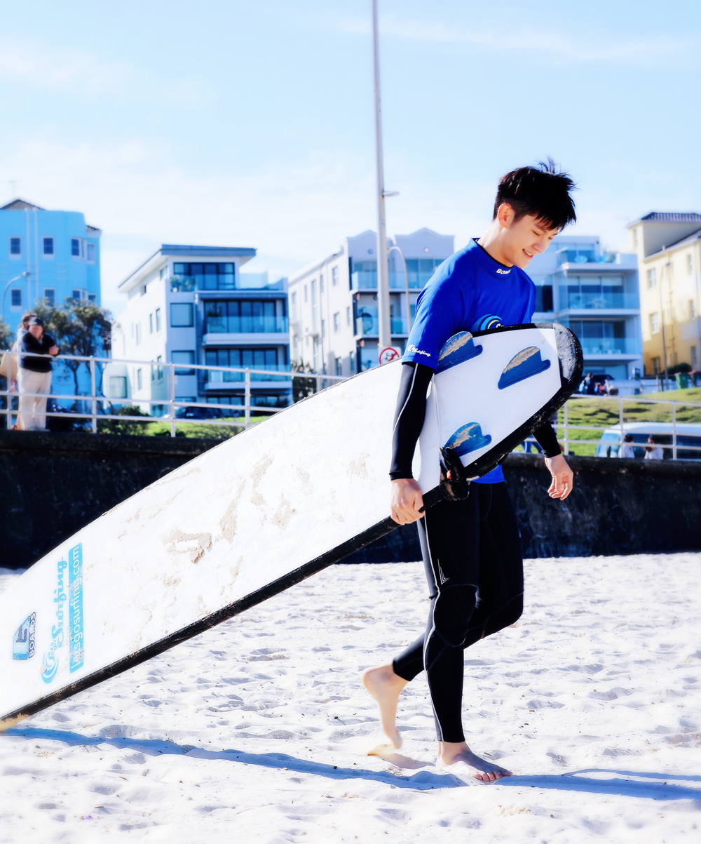 王嘉提出吃素就是环保青年榜样时刻关爱地球