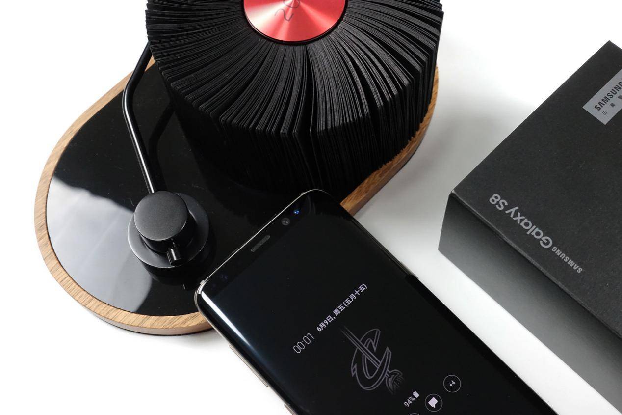 三星s8+手感,三星s8的最大亮点是什么