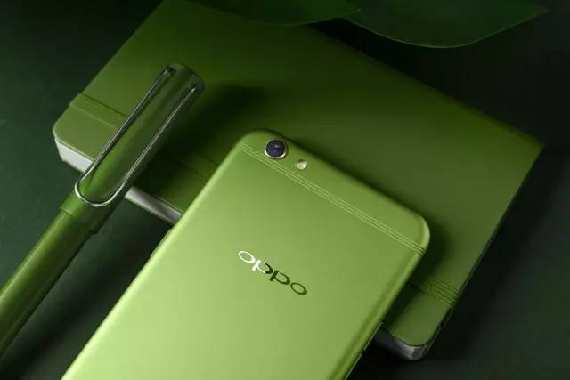 手机知识情报局｜手机发热怎么办？凯特帮你来支招！