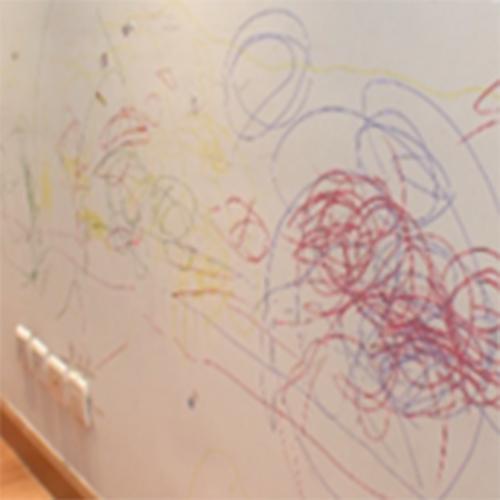 儿童白墙乱画怎么处理,小孩在白墙乱涂乱画怎么弄干净