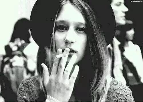 宿敌贝蒂和琼全集在线观看,宿敌贝蒂和琼第一季完整